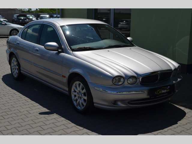 Jaguar X-Type sedan 143kW benzin 200204