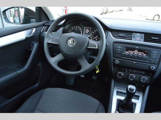 Škoda Octavia liftback 77kW nafta 201303