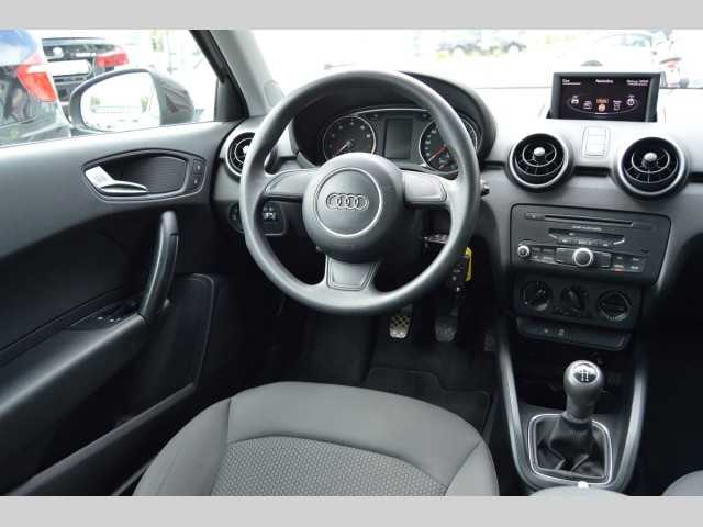 Audi A1 hatchback 63kW benzin 201104