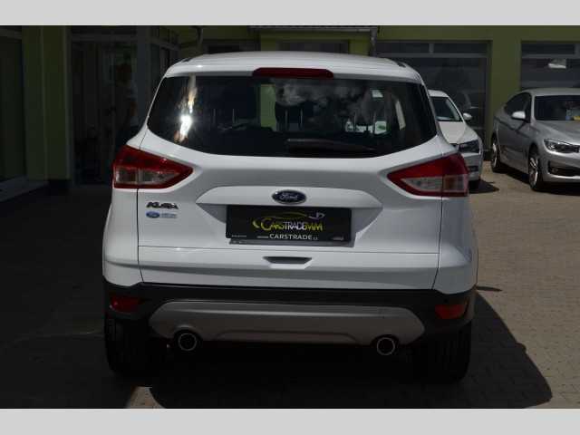 Ford Kuga SUV 110kW nafta 201604