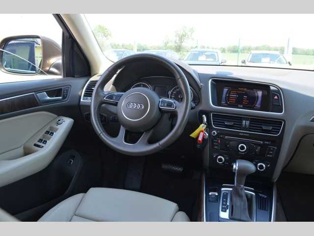 Audi Q5 SUV 130kW nafta 201211