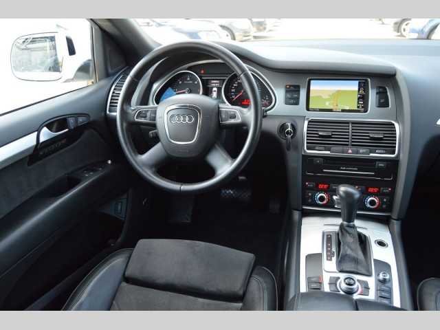 Audi Q7 SUV 250kW nafta 201105