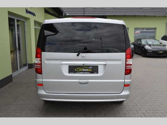 Mercedes-Benz Viano MPV 120kW nafta 201108