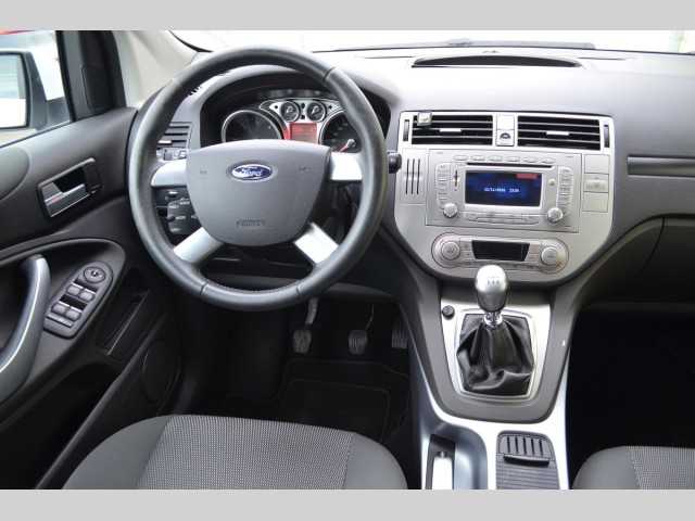 Ford Kuga SUV 120kW nafta 201008