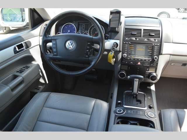 Volkswagen Touareg SUV 165kW nafta 200508