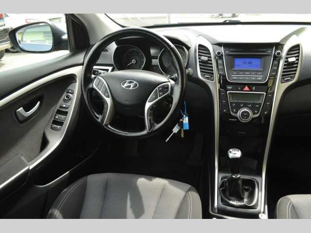 Hyundai i30 kombi 66kW nafta 201406