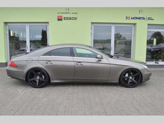 Mercedes-Benz CLS sedan 165kW nafta 200510