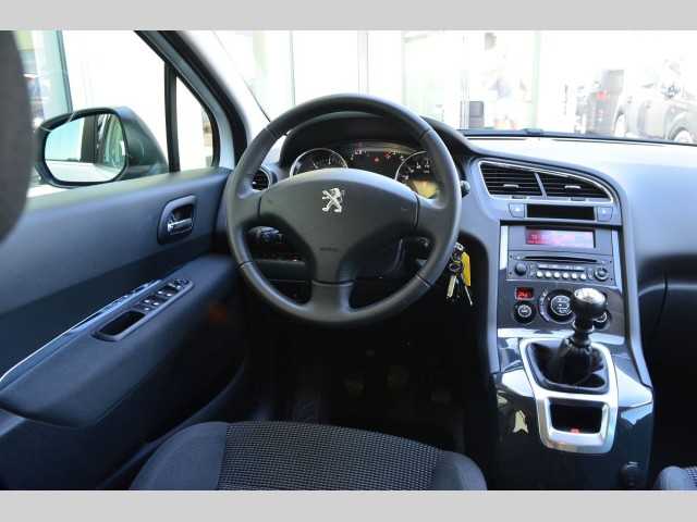 Peugeot 5008 MPV 88kW nafta 201507