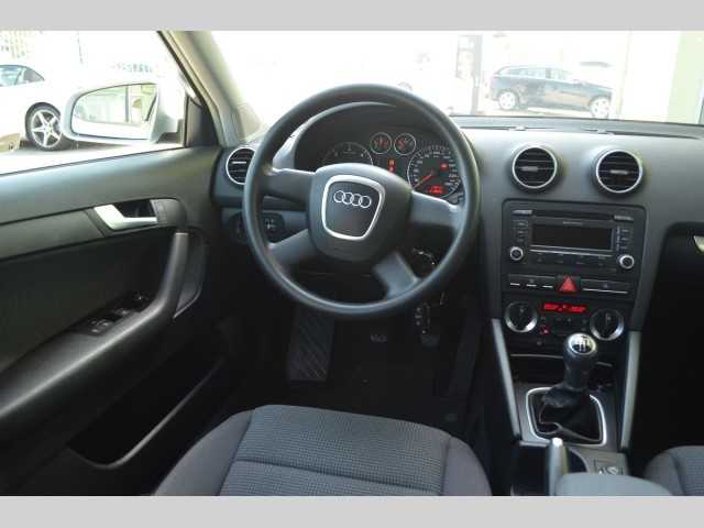 Audi A3 hatchback 77kW nafta 200709