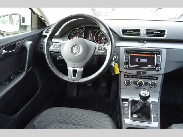 Volkswagen Passat kombi 118kW benzin 201206