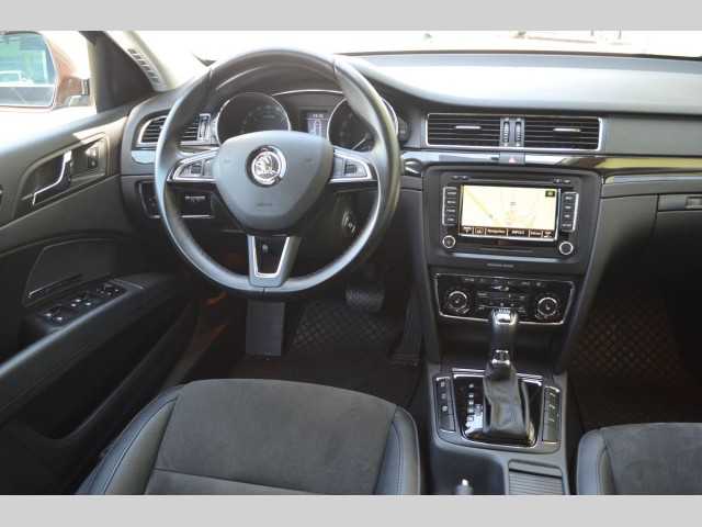 Škoda Superb kombi 125kW nafta 201402