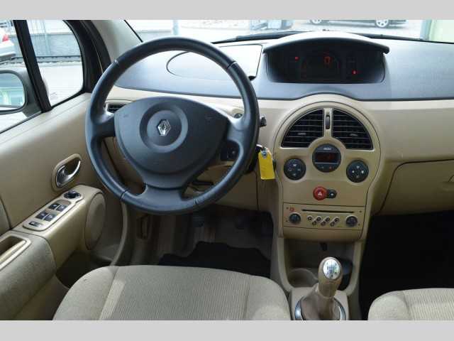 Renault Modus hatchback 60kW nafta 200410