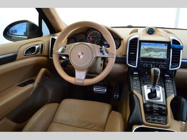 Porsche Cayenne SUV 368kW benzin 201007