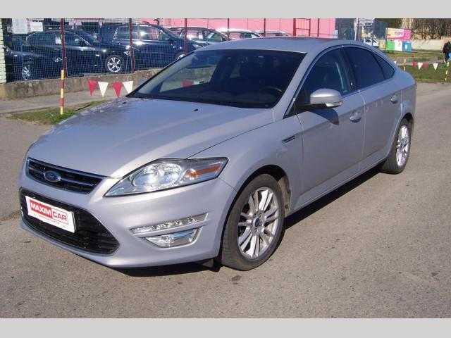 Ford Mondeo liftback 120kW nafta 201201