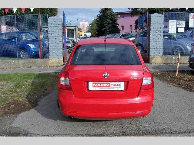 Škoda Octavia sedan 77kW nafta 201101