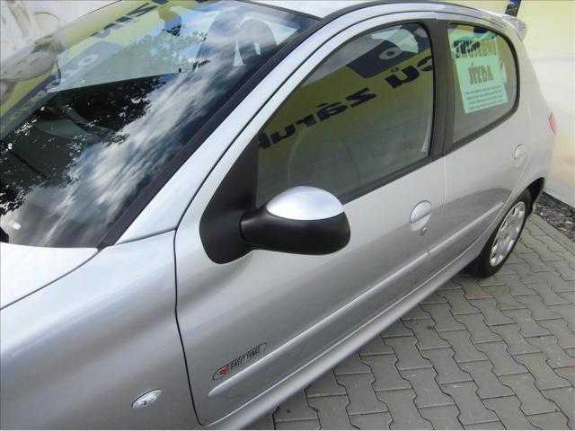 Peugeot 206 hatchback 65kW benzin 200603