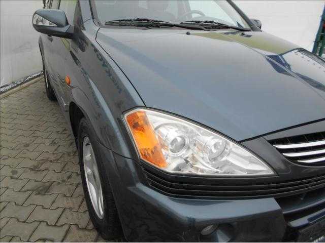 SsangYong Kyron SUV 104kW nafta 200608