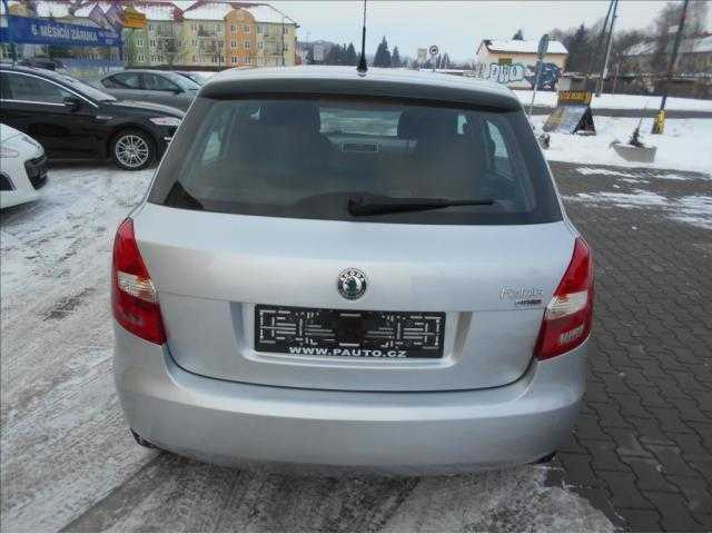 Škoda Fabia hatchback 51kW benzin 200801