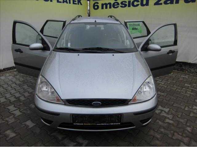 Ford Focus kombi 74kW nafta 200410