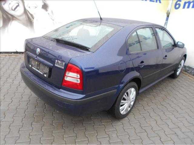 Škoda Octavia hatchback 75kW benzin 200306