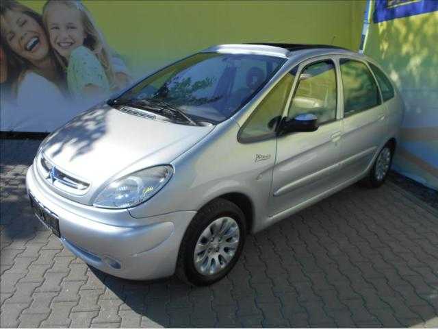 Citroën Xsara Picasso MPV 66kW nafta 200401