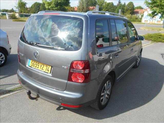 Volkswagen Touran hatchback 103kW benzin 200703