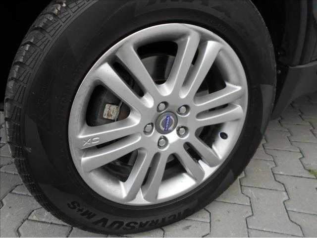 Volvo XC90 SUV 136kW nafta 200706