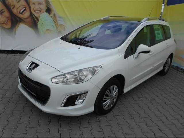 Peugeot 308 kombi 68kW nafta 201312