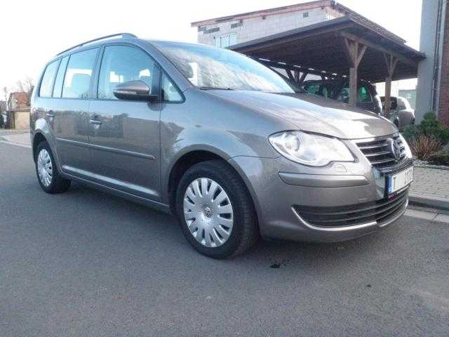 Volkswagen Touran Ostatní 77kW nafta 2009