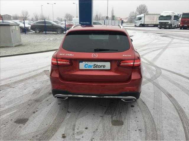 Mercedes-Benz GLC kombi 150kW nafta 201509