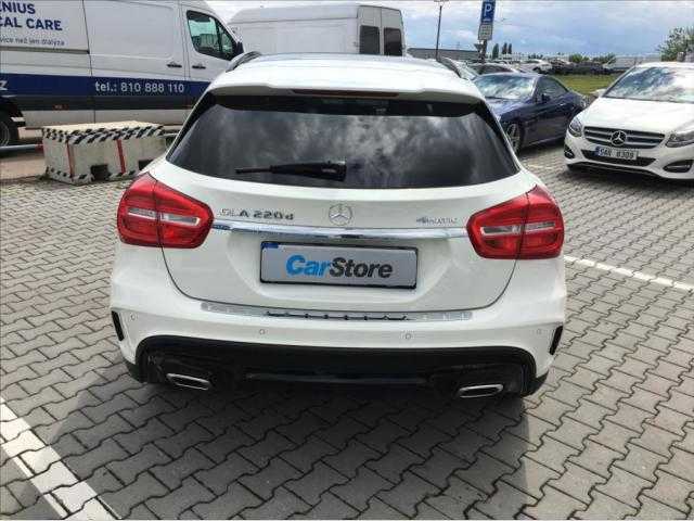 Mercedes-Benz GLA SUV 130kW nafta 201612