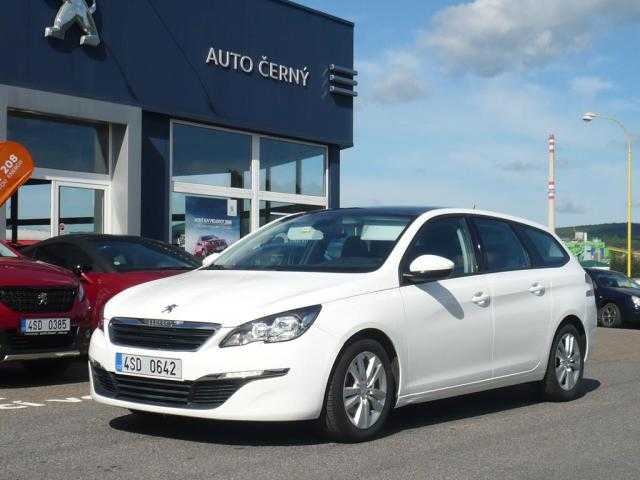 Peugeot 308 kombi 68kW nafta 2014