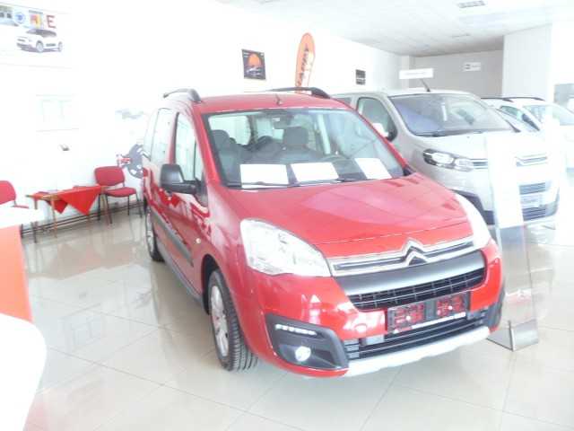 Citroën Berlingo kombi 73kW nafta 2017