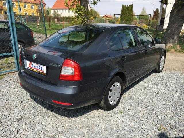 Škoda Octavia hatchback 90kW benzin 200905