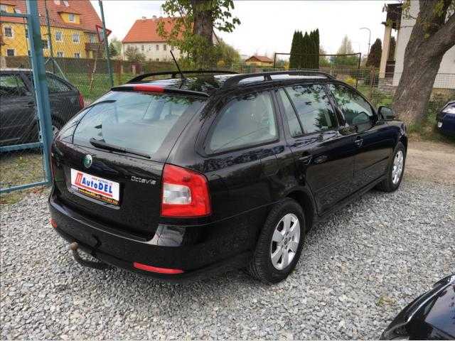 Škoda Octavia kombi 90kW benzin 201103