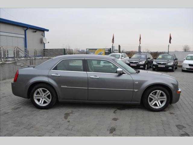 Chrysler 300C sedan 160kW nafta 200801