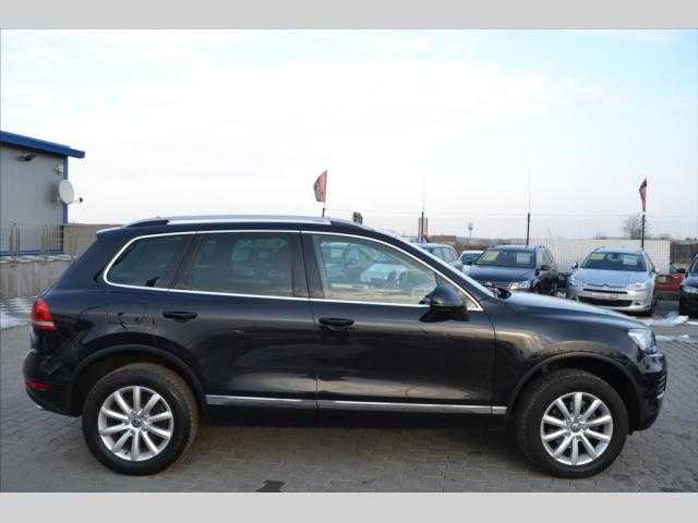 Volkswagen Touareg SUV 180kW nafta 201206