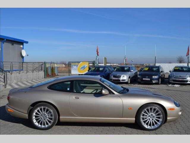 Jaguar XKR kupé 290kW benzin 200512