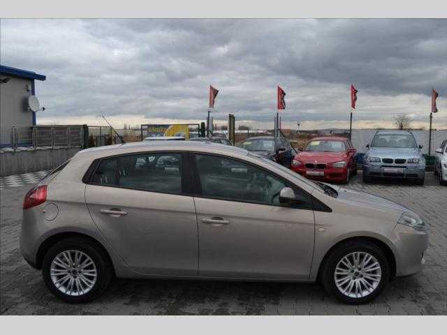 Fiat Bravo hatchback 77kW nafta 201107