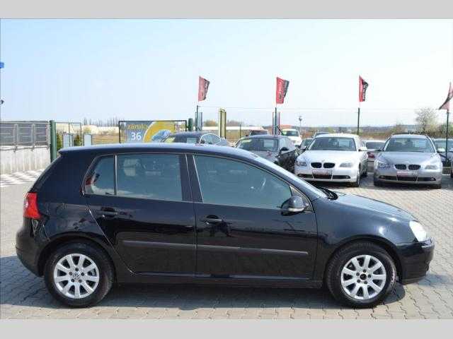 Volkswagen Golf hatchback 77kW nafta 200501