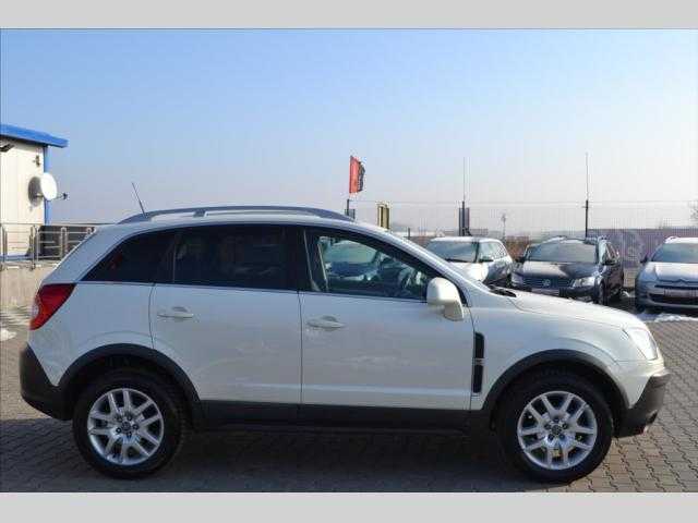 Opel Antara SUV 110kW nafta 200902