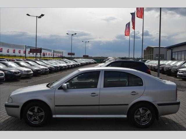 Škoda Octavia liftback 75kW benzin 200406