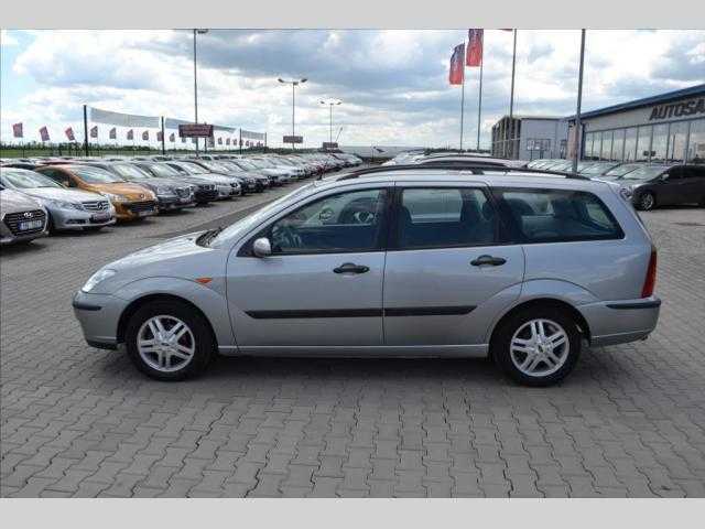 Ford Focus kombi 74kW nafta 200306