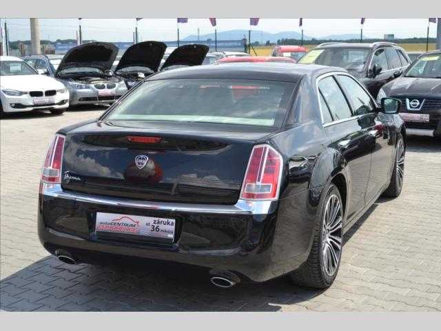 Lancia Thema sedan 176kW nafta 201301