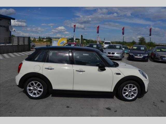 Mini Cooper hatchback 100kW benzin 201604