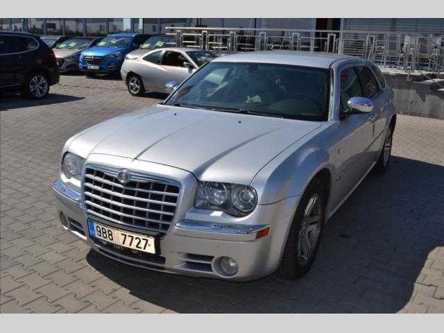 Chrysler 300C kombi 160kW nafta 200609