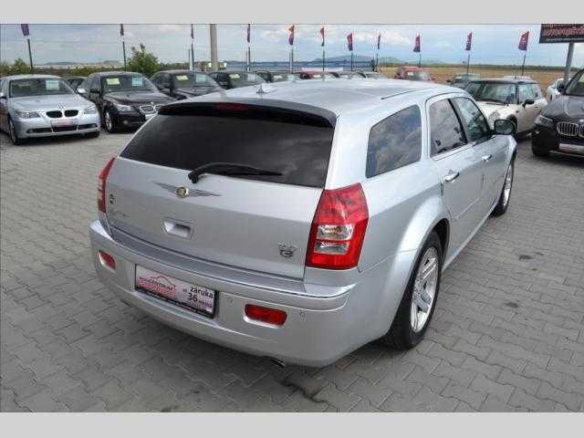 Chrysler 300C kombi 160kW nafta 200609