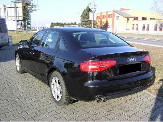 Audi A4 sedan 105kW nafta 2012