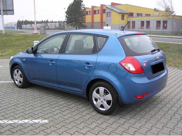 Kia Ceed hatchback 66kW benzin 2010