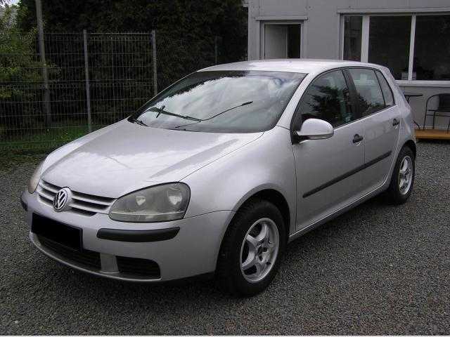 Volkswagen Golf hatchback 55kW benzin 2004